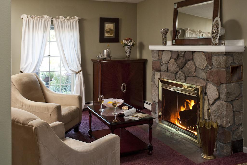 Oscoda Huron House B&B 외부 사진