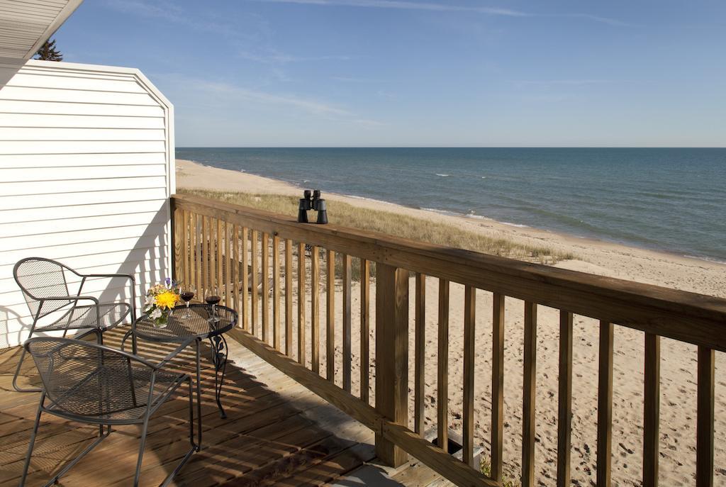 Oscoda Huron House B&B 외부 사진