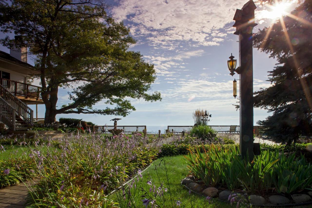 Oscoda Huron House B&B 외부 사진